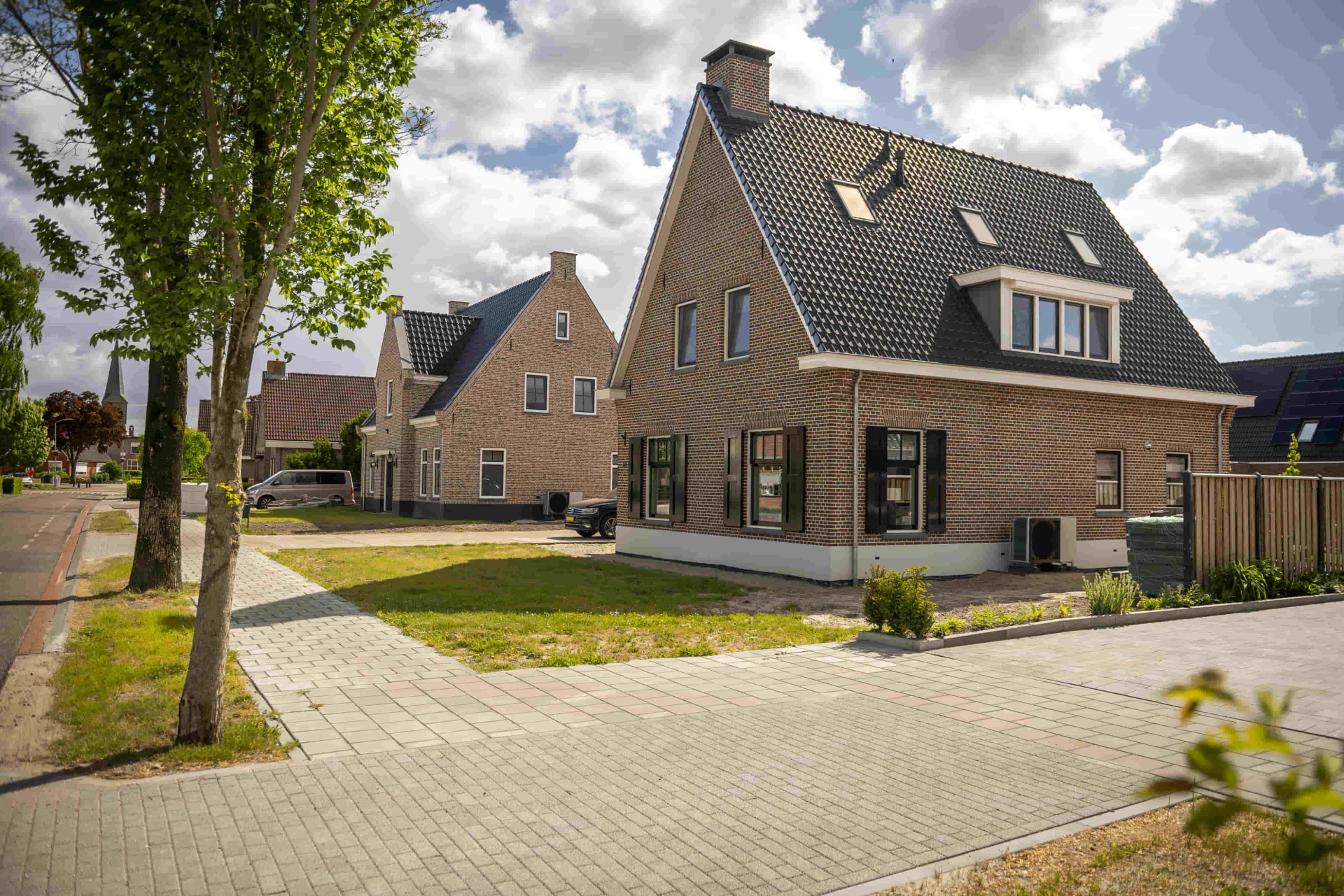 Maatwerk houten kozijnen en deuren voor woonhuis in Oosterwolde Kozijnen
